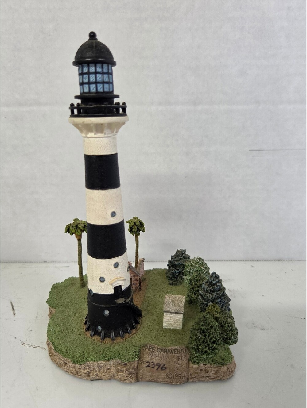 Harbour Lights Cape Canaveral Lighthouse Figurine 1998